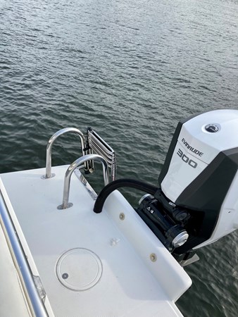 45_2021 25ft Dusky 252 T