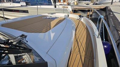 2024 Greenline 39 Hybrid 21 