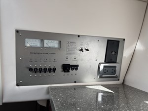 Four Winns H350 36