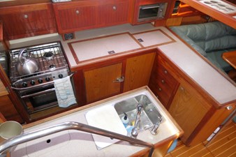 ALE ER RON 11 Galley