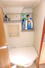ALE ER RON 33 Guest Shower