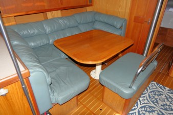 ALE ER RON 10 Salon Dinette
