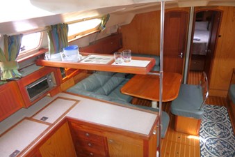 ALE ER RON 18 Galley