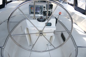 ALE ER RON 46 Cockpit Helm