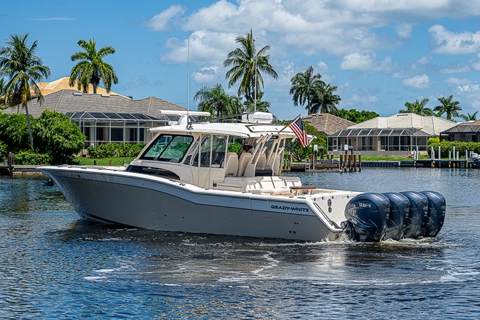 45_grady_white_profiles_15