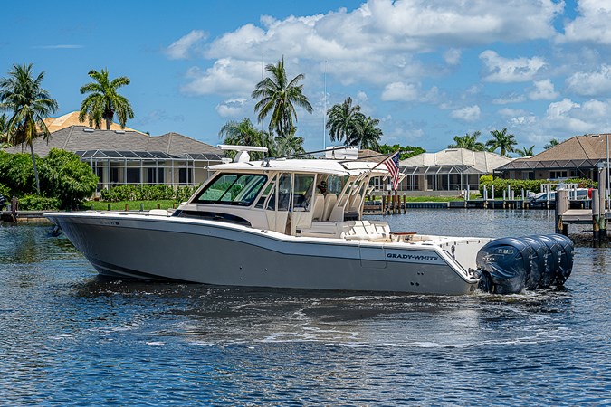 45_grady_white_profiles_16