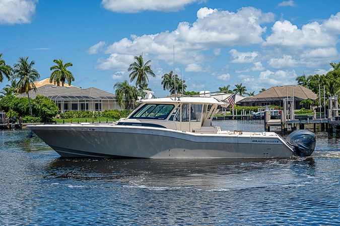 45_grady_white_profiles_17