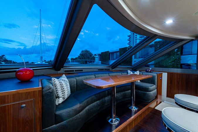 Country Kitchen Seating 