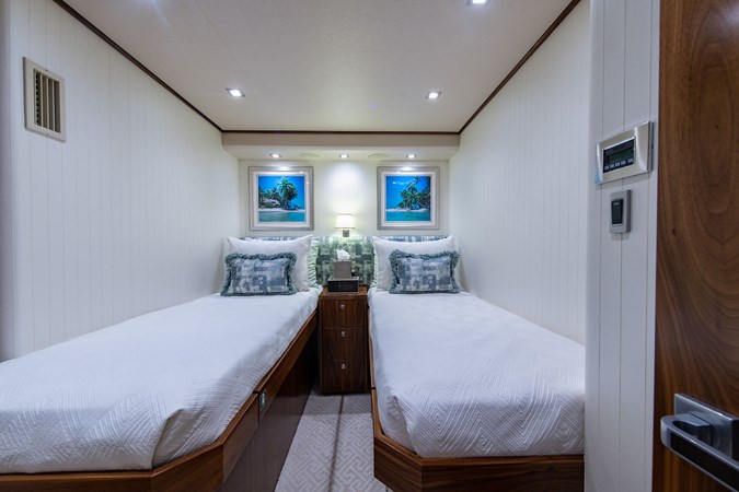 Starboard Guest Twin Cabin 