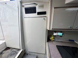 1998 Maxum 2800 SCR 17 