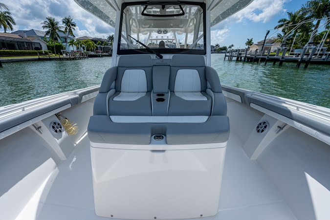 41_regulator_dog_house_ii_bow_12