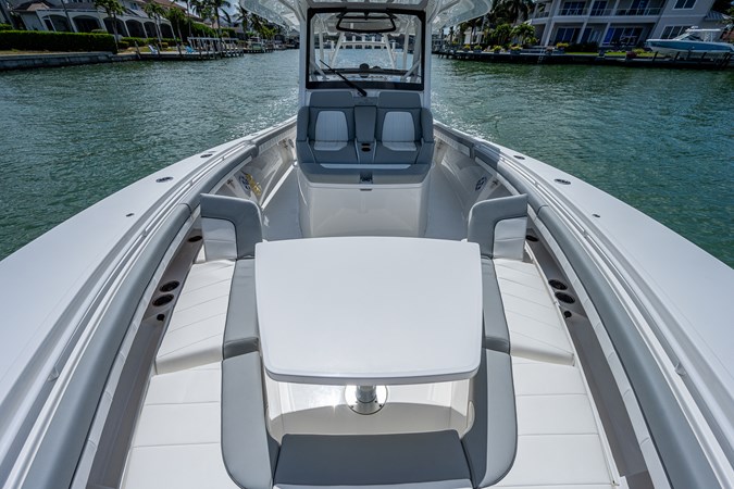 41_regulator_dog_house_ii_bow_14