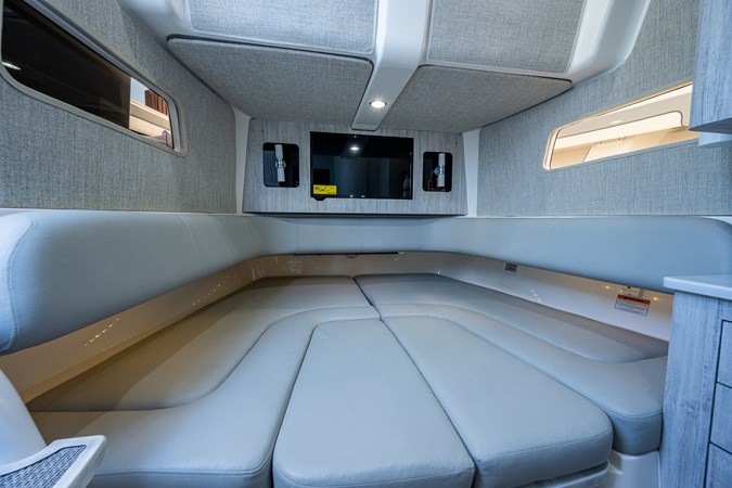 41_regulator_dog_house_ii_cabin_3