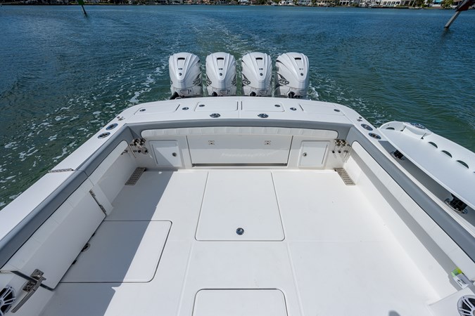 41_regulator_dog_house_ii_cockpit_2