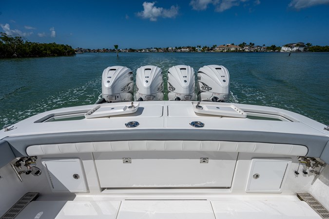 41_regulator_dog_house_ii_cockpit_4