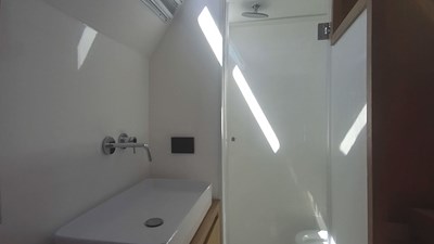 DELTA CAT 17 013703ef-c984-43af-8a67-6fc71294b084