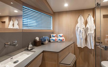 Robbie Bobby 37 38. Ensuite