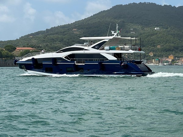 AZIMUT GRANDE 27 METRI 2024 (1)