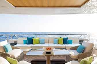 Main Deck Aft Sitting Area