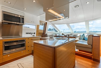Q 15 Q Galley