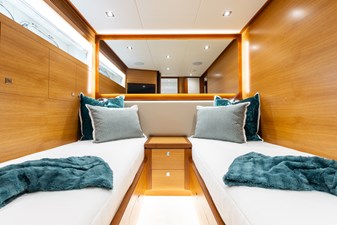 Q 29 Q Stbd Twin Stateroom