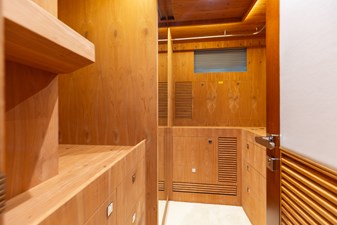 Q 24 Q Master Walk In Closet