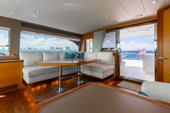Q 37 Q Skylounge
