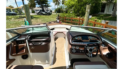 2014 Cobalt 302  10 