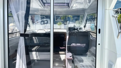 2023 Beneteau Antares 7 OB 6 