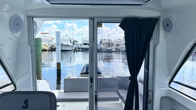 2023 Beneteau Antares 7 OB 8 