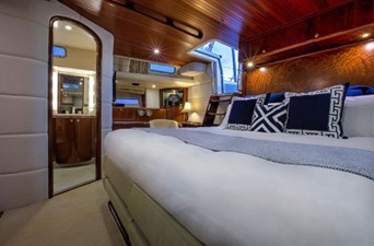 SORCERER II 18 Master SR View Starboard