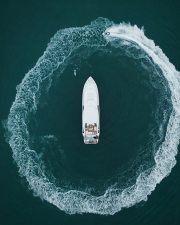 WW Yacht.00_00_59_05.Still011