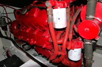 BITE ME 42 Engine Port