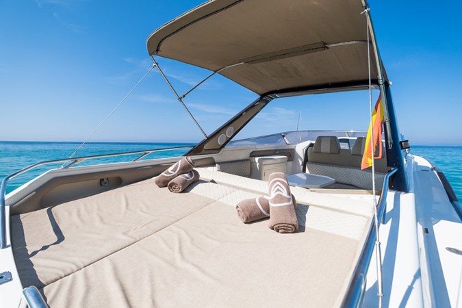 HIGH_SCM_Exterior_Sunseeker_Thunderhawk_Falco_2023_035