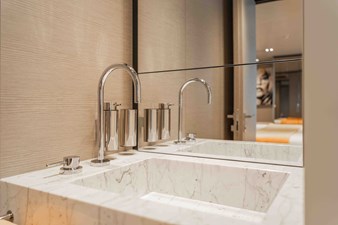 Renewal 3 41 42. Ensuite