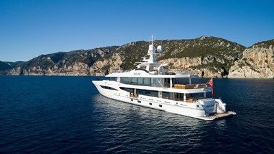 GALENE 7 yacht-galene-exterior-07