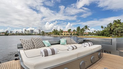 BABY PEARL 9 Aft Lounging Area Looking Aft