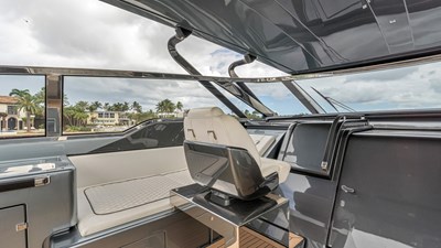 BABY PEARL 11 Cockpit Looking Forward To Port 