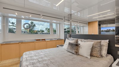 BABY PEARL 18 Master Stateroom Looking Aft To Starboard