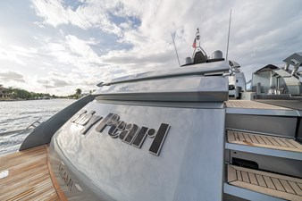 BABY PEARL 38 Stern 