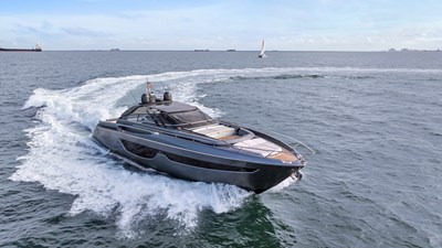 BABY PEARL 40 Underway 