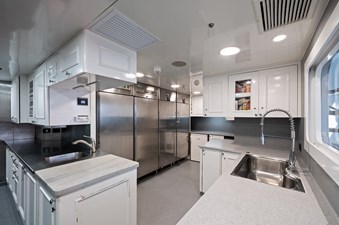 MOSAIQUE 31 Galley Interiors