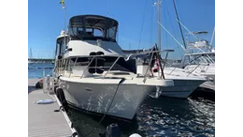 1991 HATTERAS 40 MOTOR YACHT