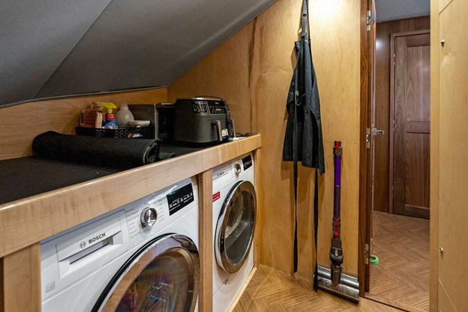 TEAM MAYHEM - Yacht zu verkaufen