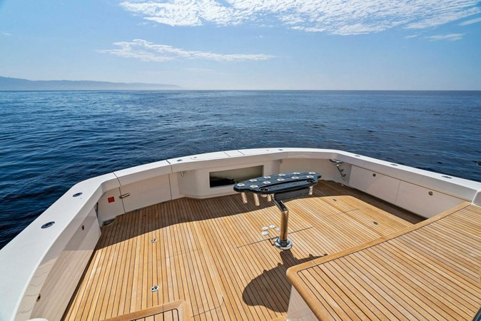 TEAM MAYHEM - Yacht zu verkaufen