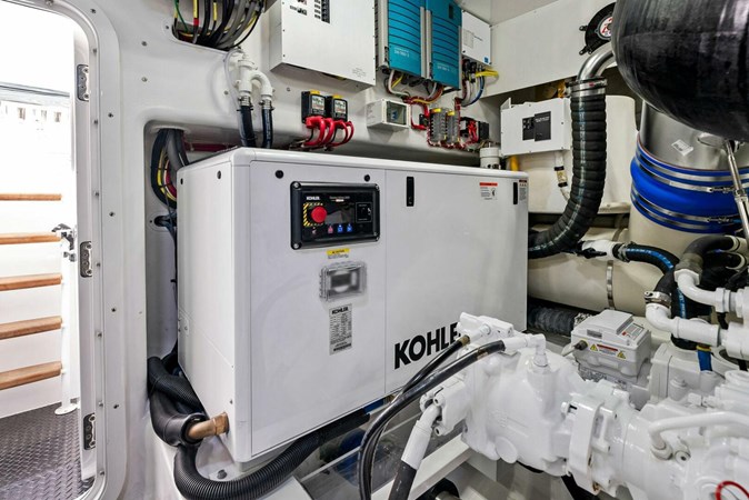 TEAM MAYHEM - Yacht zu verkaufen