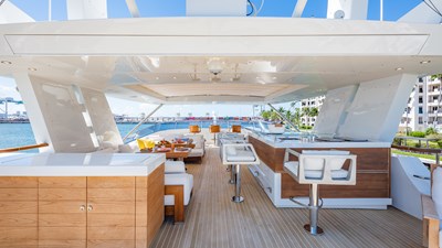 Benetti-125-IYG-Italian-Yacht-Group-Listing-on-YachtWay-101