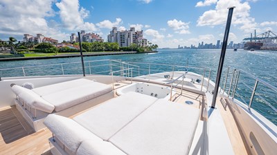 Benetti-125-IYG-Italian-Yacht-Group-Listing-on-YachtWay-104
