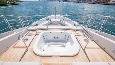 Benetti-125-IYG-Italian-Yacht-Group-Listing-on-YachtWay-105