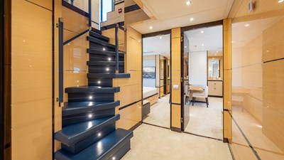 Benetti-125-IYG-Italian-Yacht-Group-Listing-on-YachtWay-63